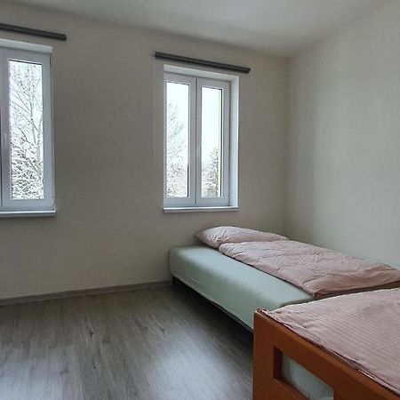 Apartment 35M2 Karlovy Vary Kültér fotó