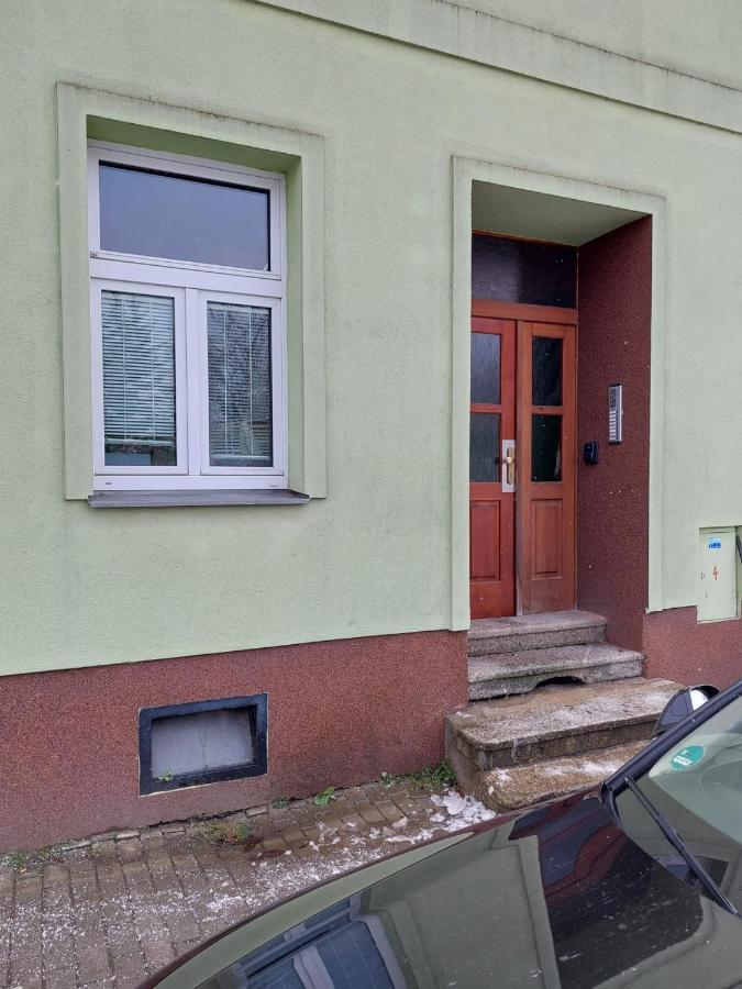 Apartment 35M2 Karlovy Vary Kültér fotó